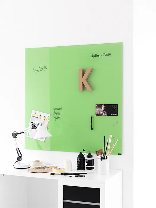 Hlavný obrázok produktu Skleněná magnetická tabule 80x60 cm – černá